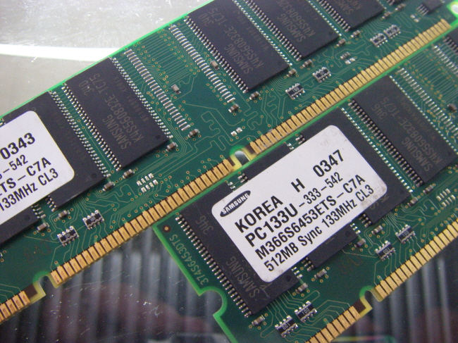 [중고] 삼성 데스크탑 SDR 512MB PC-133