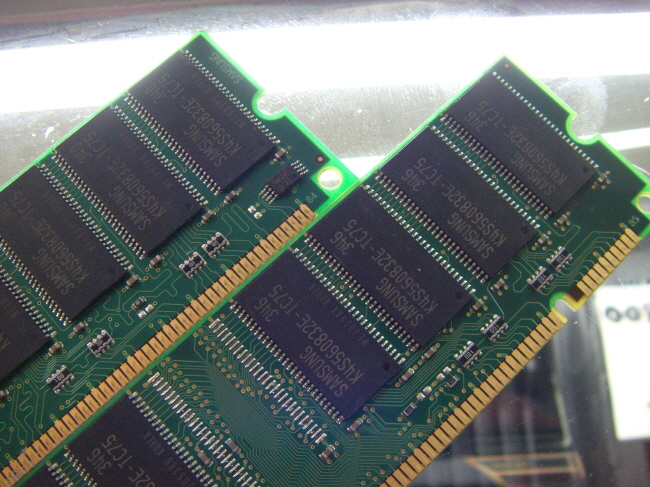 [중고] 삼성 데스크탑 SDR 512MB PC-133
