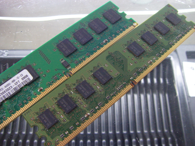 [중고] 삼성 데스크탑 DDR2 2GB PC2-6400