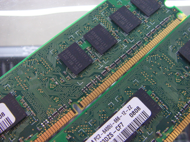 [중고] 삼성 데스크탑 DDR2 1GB PC2-6400