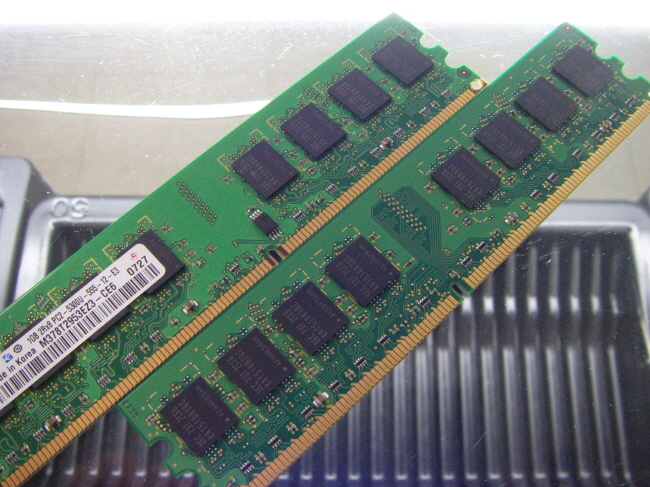 [중고] 삼성 데스크탑 DDR2 1GB PC2-5300