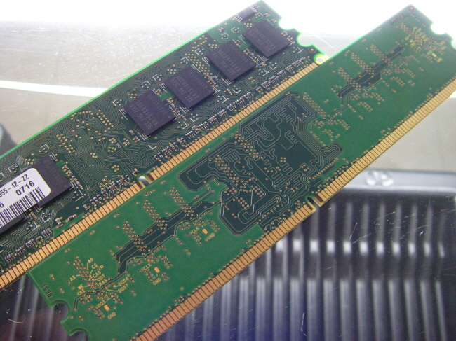 [중고]삼성 데스크탑 DDR2 512MB PC2-5300U