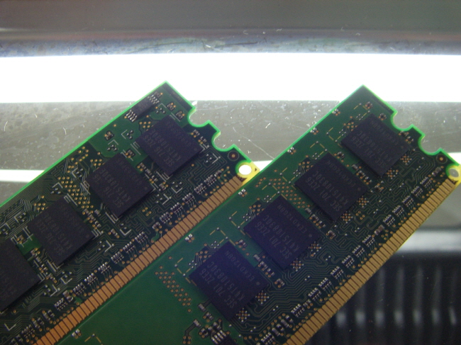 [중고]삼성 데스크탑 DDR2 512MB PC2-5300U