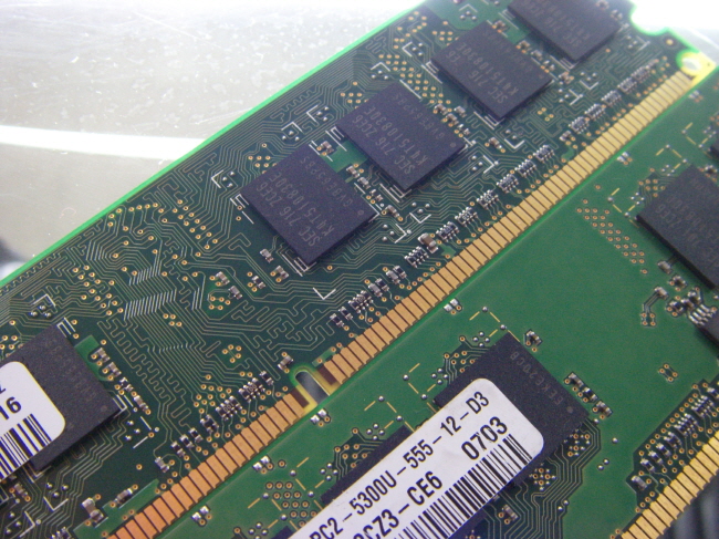 [중고]삼성 데스크탑 DDR2 512MB PC2-5300U