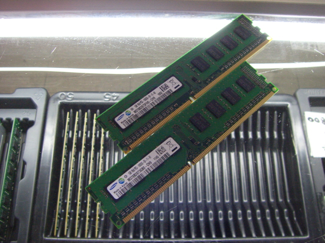 [중고]삼성 데스크탑 DDR3 1.0GB PC3-10600U