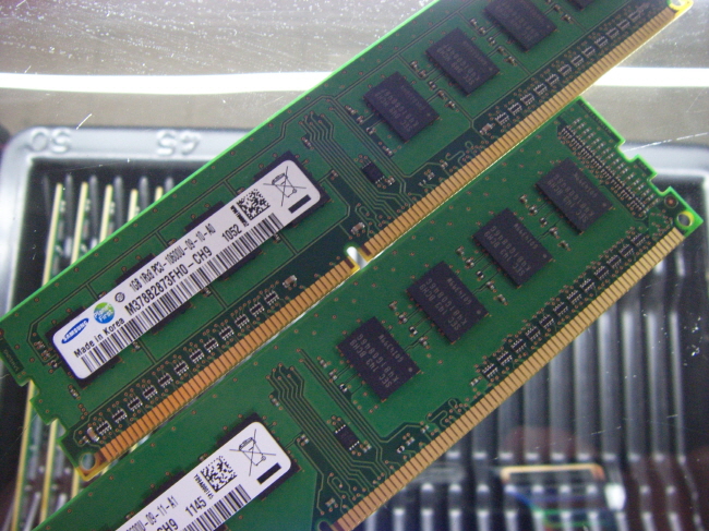 [중고]삼성 데스크탑 DDR3 1.0GB PC3-10600U