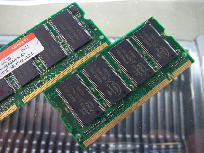 [중고]외산 노트북 DDR 512MB PC-2100S