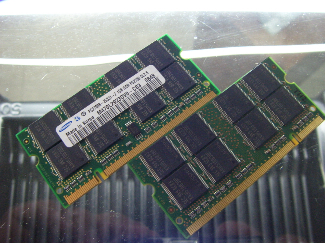 [중고]삼성 노트북 DDR 1.0GB PC-2700S