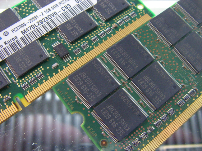 [중고]삼성 노트북 DDR 1.0GB PC-2700S