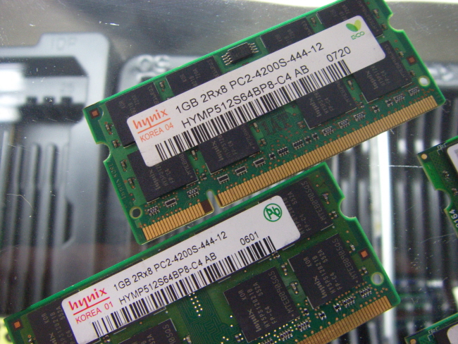 [중고]외산 노트북 DDR2 1GB PC2-4200S
