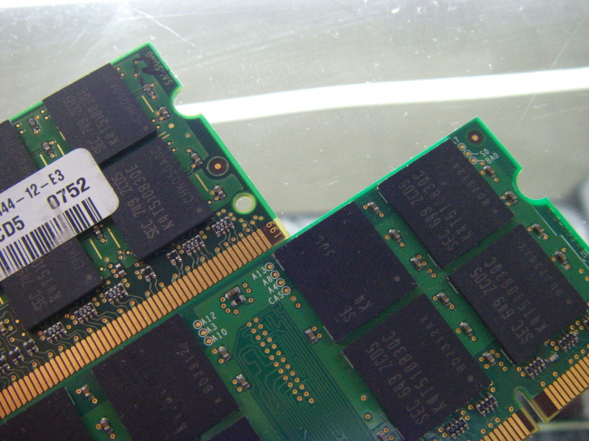 [중고]삼성 노트북 DDR2 1GB PC2-4200S