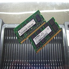 [중고]외산 노트북 DDR2 1GB PC2-5300S