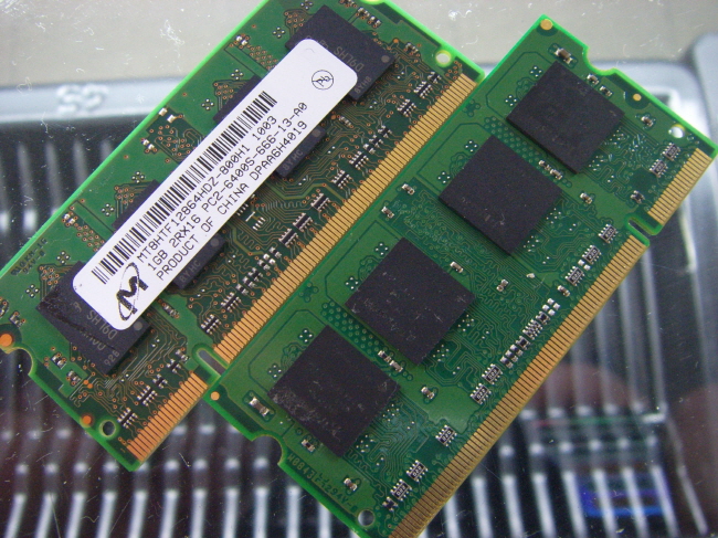 [중고]외산 노트북 DDR2 1GB PC2- 6400S