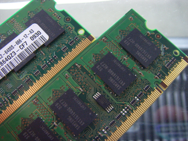 [중고]삼성 노트북 DDR2 1.0GB PC2-6400S