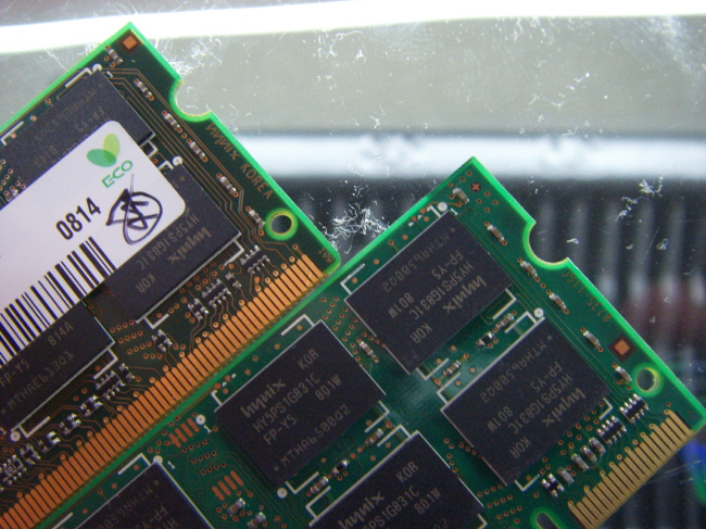 [중고]하이닉스 노트북 DDR2 2GB PC2-5300S