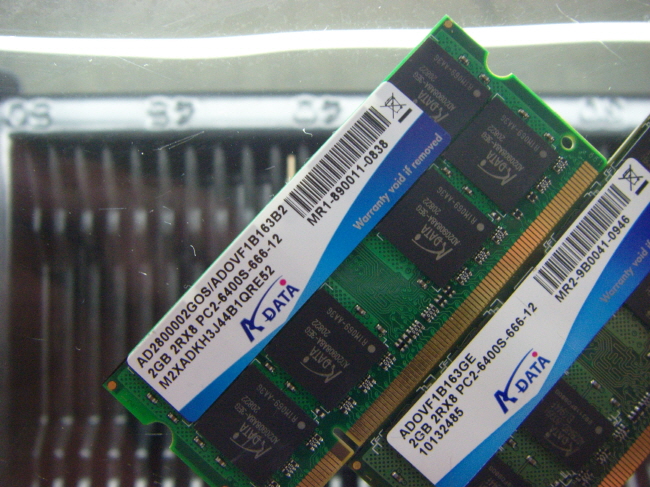 [중고]외산 노트북 DDR2 2GB PC2-6400S