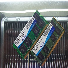 [중고]외산 노트북 DDR2 2GB PC2-6400S