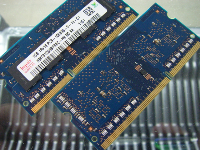 외산 노트북 DDR3 1.0GB PC3-10600S