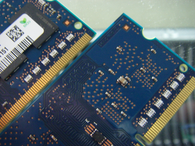 외산 노트북 DDR3 1.0GB PC3-10600S