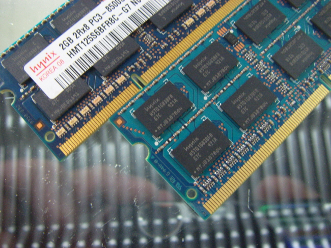 [중고]하이닉스 노트북 DDR3 2GB PC3-8500S