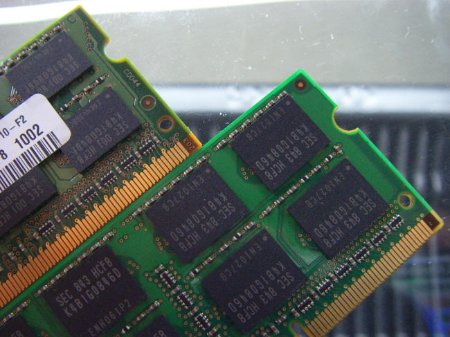 [중고] 삼성 노트북 DDR3 2GB PC3-8500S