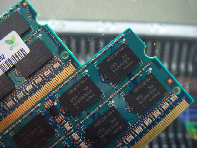 [중고]하이닉스 노트북 DDR3 2GB PC3-10600S
