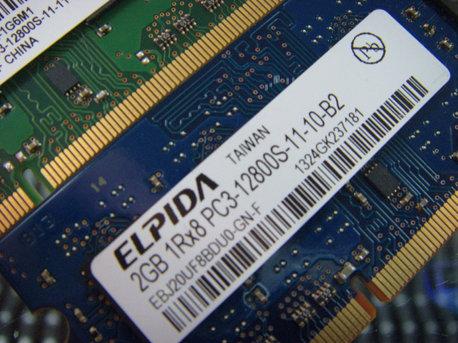 [중고]외산 노트북 DDR3 2GB PC3-12800S