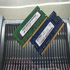 [중고]외산 노트북 DDR3 2GB PC3-12800S