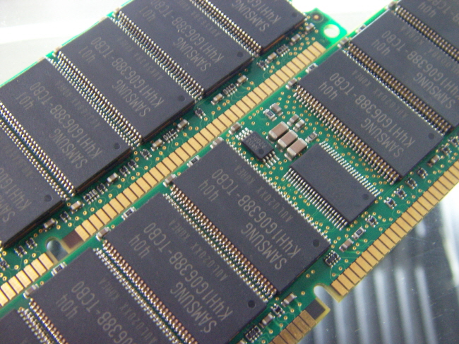 [중고]  삼성 서버용 DDR 2G  PC-2100R ECC 레지스터