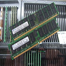 [중고]삼성 서버용 DDR2 2G PC2-3200R ECC 레지스터