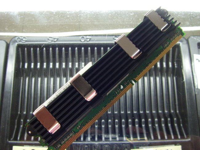 [중고]애플 맥 서버용 FB Dimm DDR2 2G PC2-6400F FB Dimm