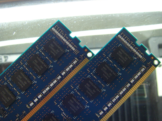 [중고] 외산 DDR3 2GB PC3-10600E ECC unbuffere