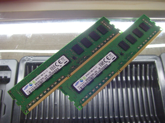 [중고]삼성 서버용 DDR3 4GB PC3-10600E ECC unbuffere