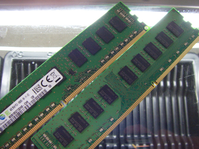 [중고]삼성 서버용 DDR3 4GB PC3-10600E ECC unbuffere