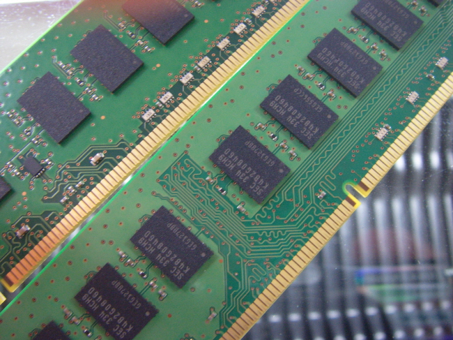 [중고]삼성 서버용 DDR3 4GB PC3-10600E ECC unbuffere