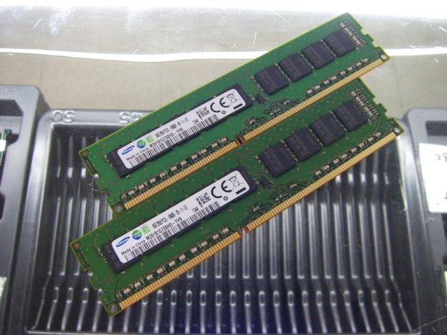 [중고]삼성 서버용 DDR3 8GB PC3-10600E ECC unbuffere