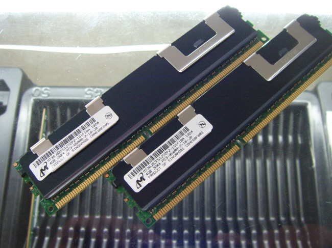 [중고]외산 서버용 DDR3 4GB PC3-8500R ECC 레지스터
