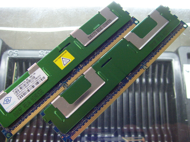 [중고]외산 서버용 DDR3 4GB PC3-8500R ECC 레지스터